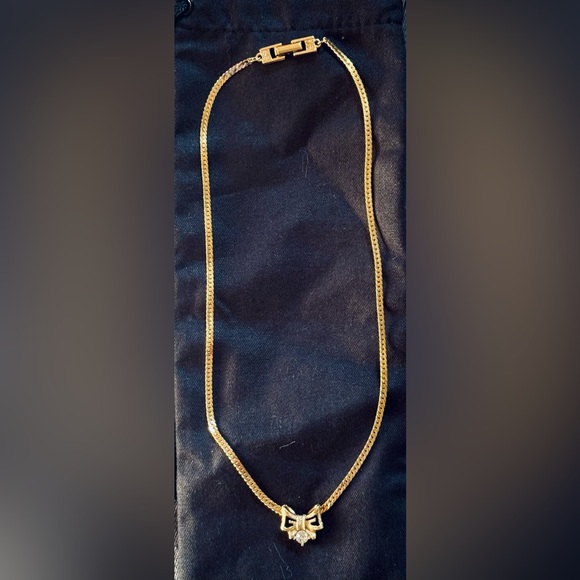 GIVENCHY Vintage 14k gold plated Rhinestone Bow Pendant Necklace - Picture 2 of 7